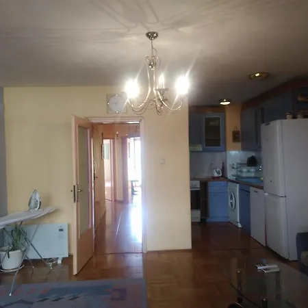Apartment Yoana