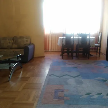 Apartment Yoana *